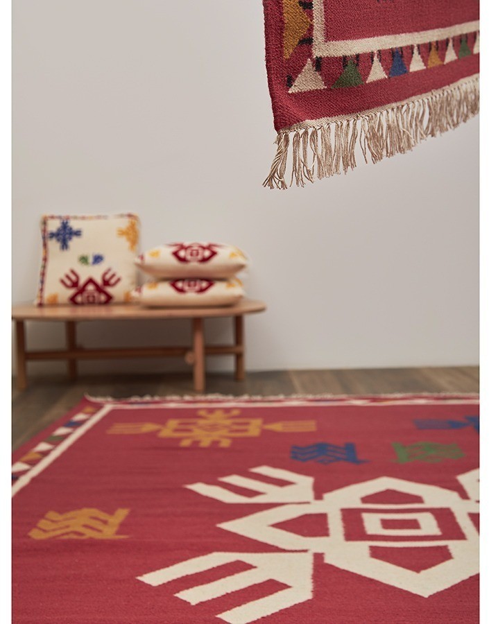 Ковер из шерсти по мотивам чувашских орнаментов из коллекции cultural heritage, 160х230 см (78522)