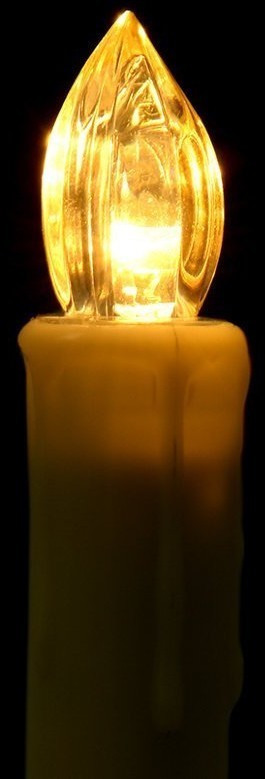 Светодиодная гирлянда для дома (теплый свет) Vegas Свечи на прищепках 6 LED 1,5 м 220V 55127 (69164)
