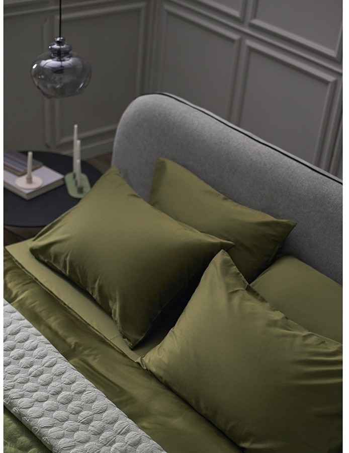 Простыня из премиального сатина оливкового цвета из коллекции essential, 180х270 см (77153)