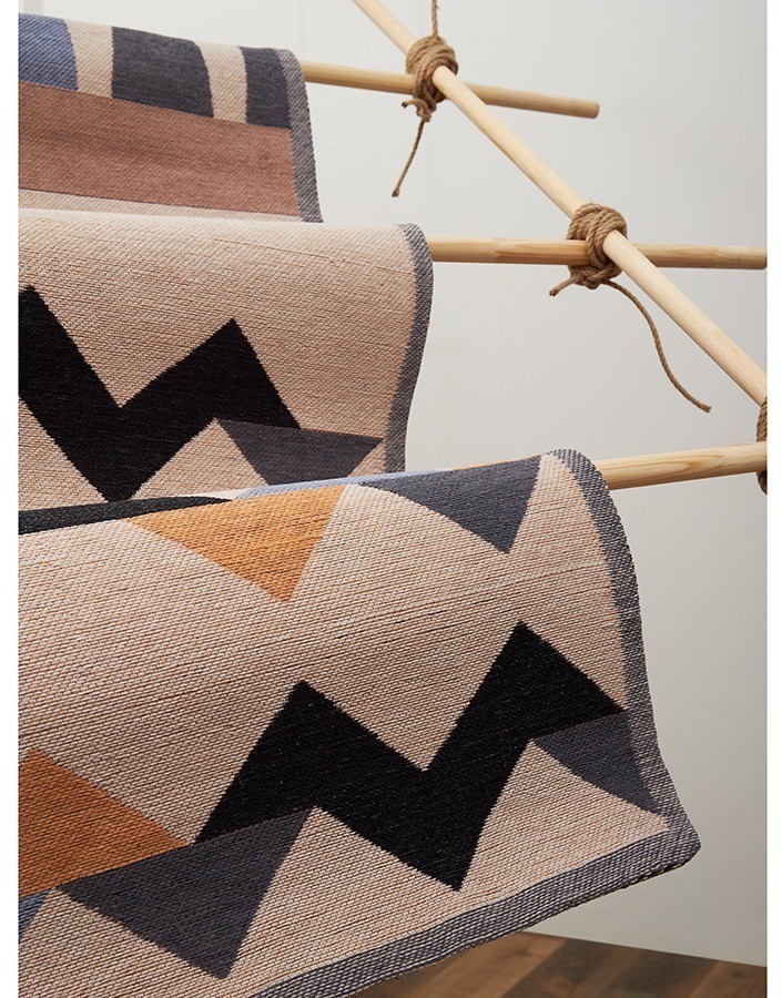 Ковер из хлопка по мотивам нанайских орнаментов из коллекции cultural heritage, 120х180 см (78513)