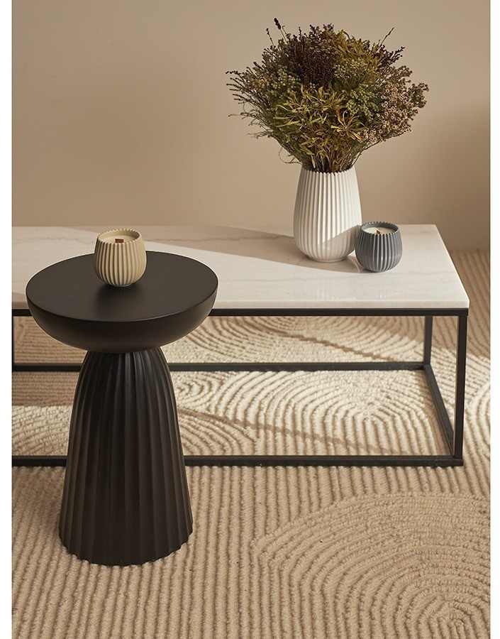 Свеча ароматическая с деревянным фитилём vetiver & black cypress из коллекции edge, серый, 60 ч (75705)