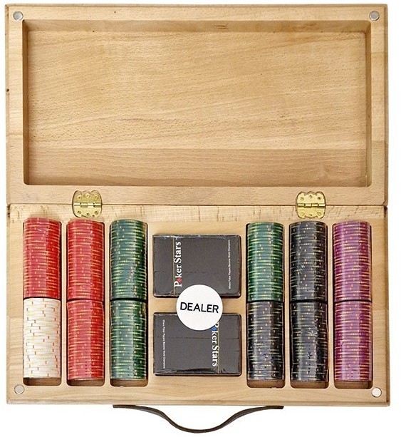 Набор для покера Luxury Ceramic на 300 фишек в кейсе из бука, Partida (64500)
