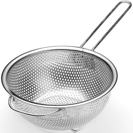 Дуршлаг металлический с ручкой 31,5 см MAYER BOCH (40524)