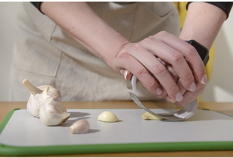 Пресс для чеснока vegard, 10,7 см, светло-серый (74918)