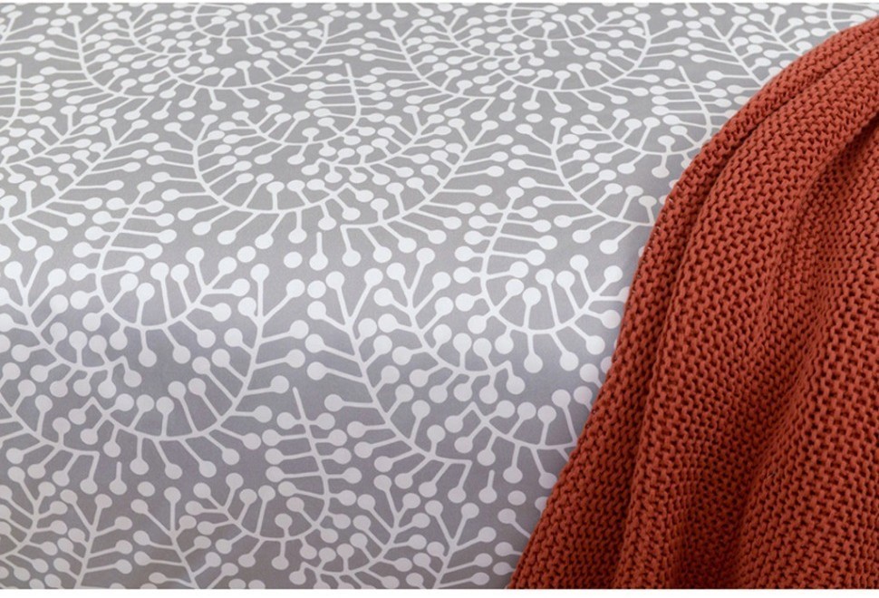 Комплект постельного белья серого цвета с принтом Спелая смородина из коллекции scandinavian touch, 150х200 см (73684)