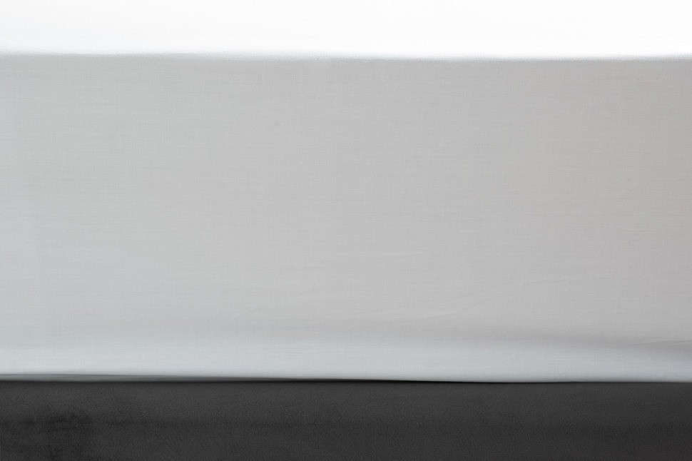 Простыня на резинке сатин белый 180*200*30 (TT-00013381)