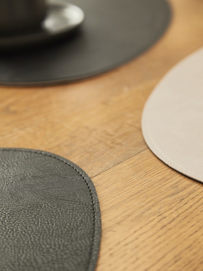 Набор из 4-х двухсторонних сервировочных салфеток drop, 33х41 см, черный/светло-серый (78744)