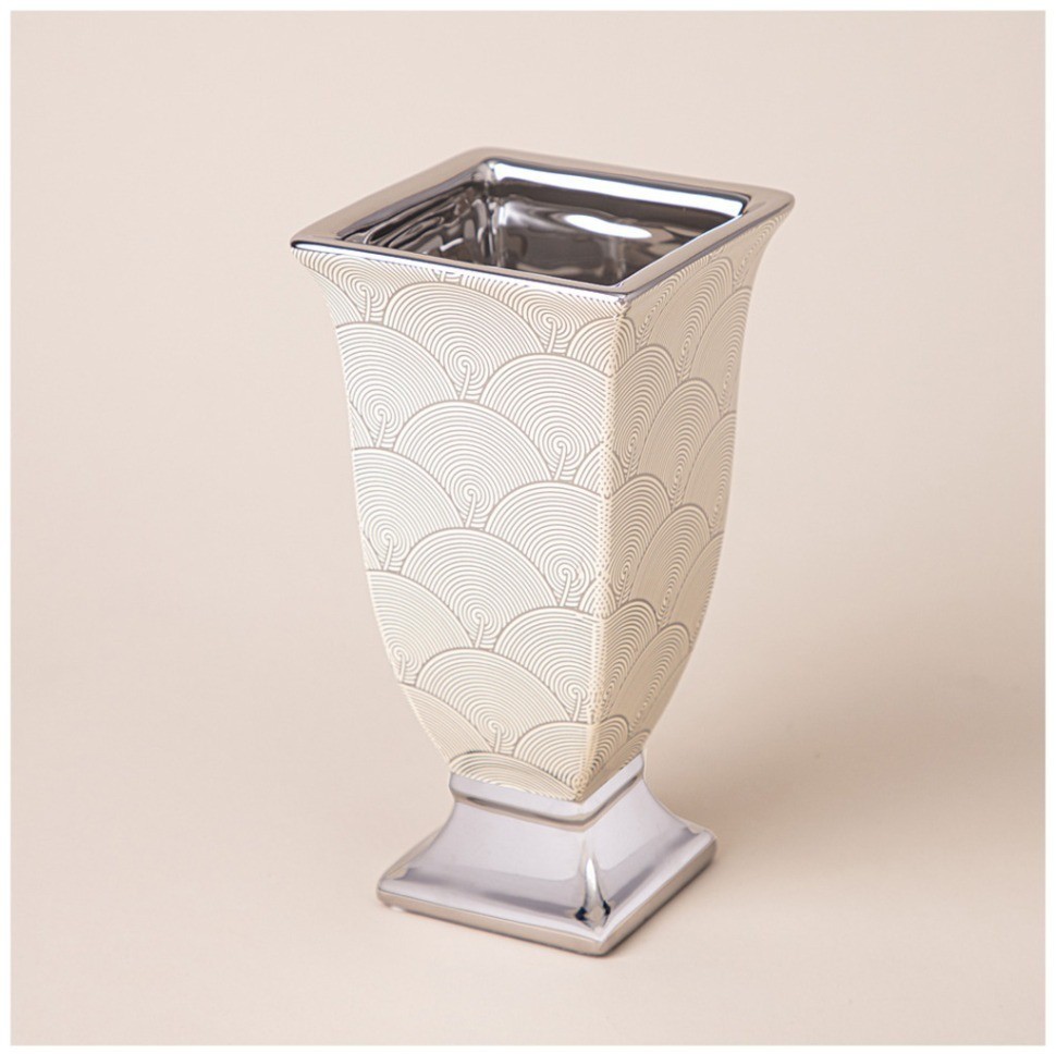 Ваза декоративная на ножке 10,5х20 см Lefard (763-134)