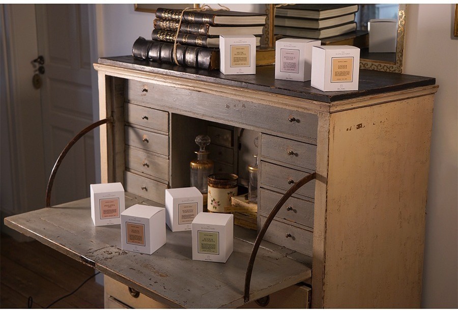 Свеча ароматическая the olphactory, white insignia, acqua bergamota, 60 ч (78044)