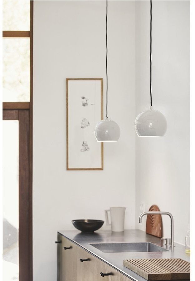 Лампа подвесная ball, 16хD18 см, светло-серая глянцевая, черный шнур (73005)