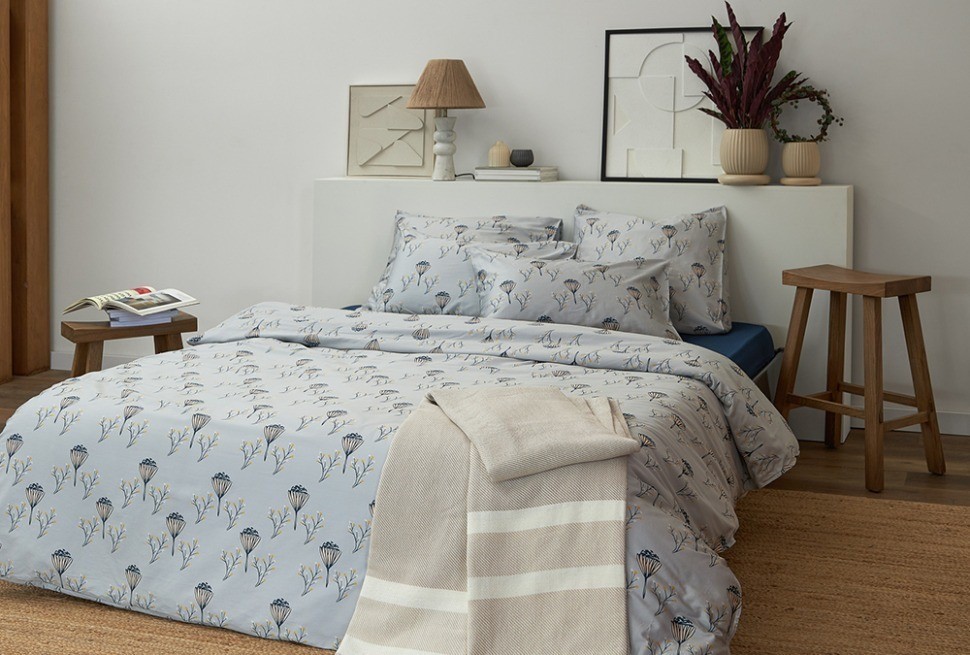 Комплект постельного белья "Полевые цветы" из премиального сатина из коллекции russian north, 200х220 см (78451)