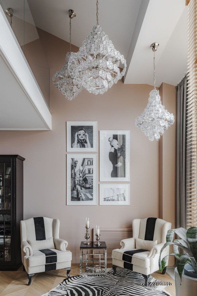 Стол журнальный черное стекло/хром 53*50*50см (00003049)