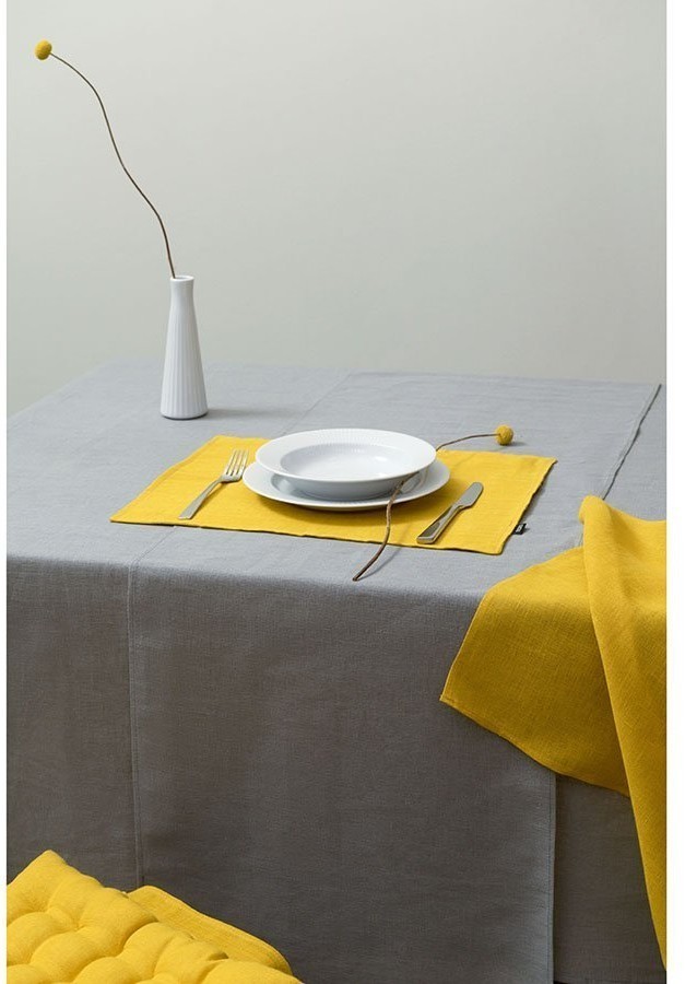 Дорожка на стол из стираного льна серого цвета из коллекции essential, 45х150 см (73770)