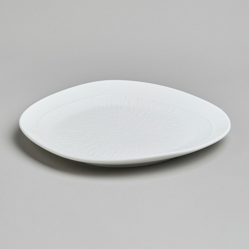 Тарелка обеденная lefard "banquet" 25*24*2,5 см (85-2075)