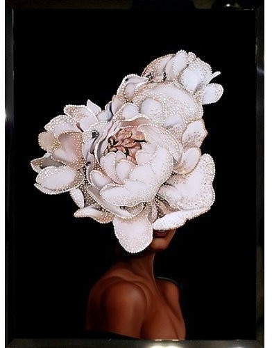 Картина Девушка с пионом с кристаллами Swarovski (2345)