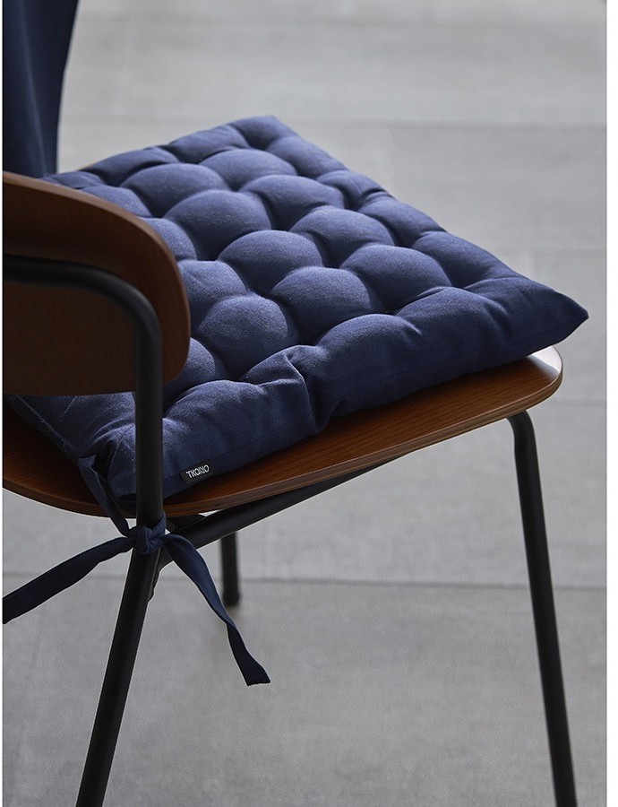 Подушка на стул из хлопка темно-синего цвета из коллекции essential, 35х35 см (77450)