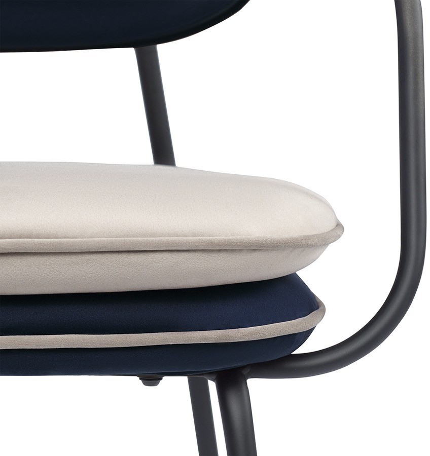 Стул с подлокотниками и контрастным кантом pea, велюр, темно-синий/бежевый (77106)