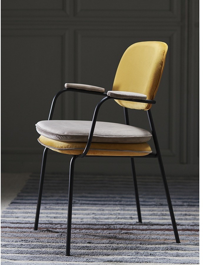 Стул с подлокотниками и контрастным кантом pea, велюр, желтый/бежевый (77104)
