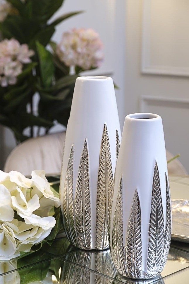 Ваза белая с декором d12,5*33см (TT-00004952)