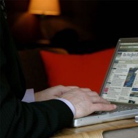 Подставка с деревянным подносом laptray венге-коричневая (41312)