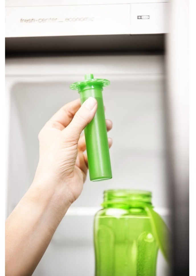 SagaForm Бутылка для напитков с охлаждающим элементом To Go, зеленая 5016295