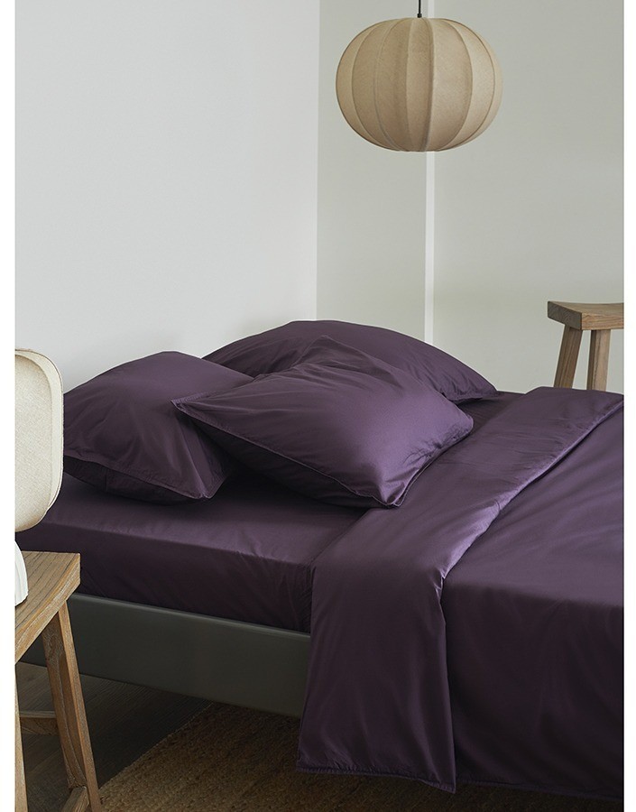 Комплект постельного белья из стираного перкаля сливового цвета из коллекции essential, 200х220 см (77734)