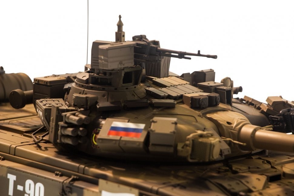 Радиоуправляемый танк Heng Long Россия UpgA V7.0 масштаб 1:16 RTR 2.4G - 3938-1UpgA V7.0
