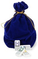 Домино с цветными точками в синем бархатном мешочке (12 точек) (31908)