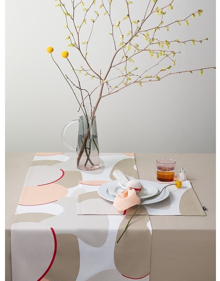 Скатерть из хлопка бежевого цвета из коллекции essential, 170х170 см (69817)