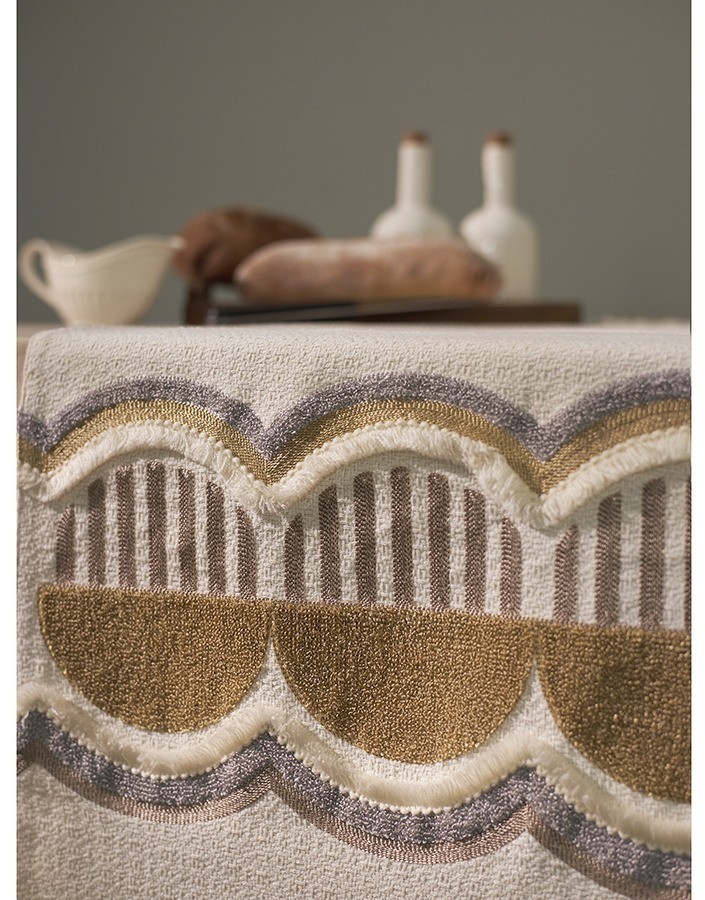Дорожка на стол chic beige из коллекции essential, 45х150 см (77416)