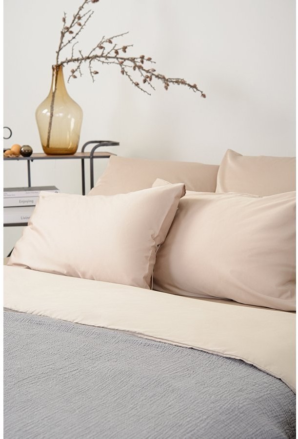 Комплект постельного белья двуспальный из сатина бежевого цвета из коллекции essential (70509)