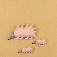 Погремушка из хлопка Ежик ugo из коллекции tiny world 14х8 см (69616)