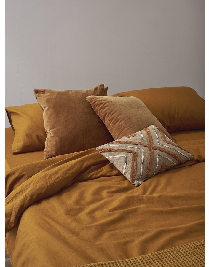 Комплект постельного белья изо льна и хлопка цвета карри из коллекции essential, 200х220 см (77130)