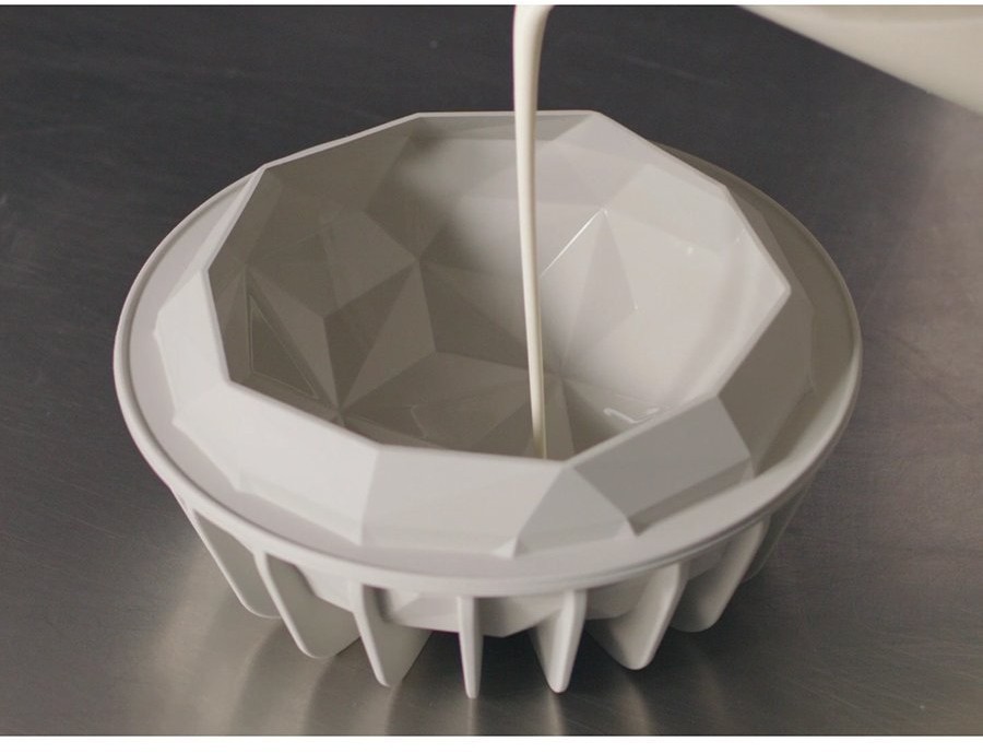 Форма для приготовления пирогов и кексов gemma 18 х 9 см силиконовая (68892)