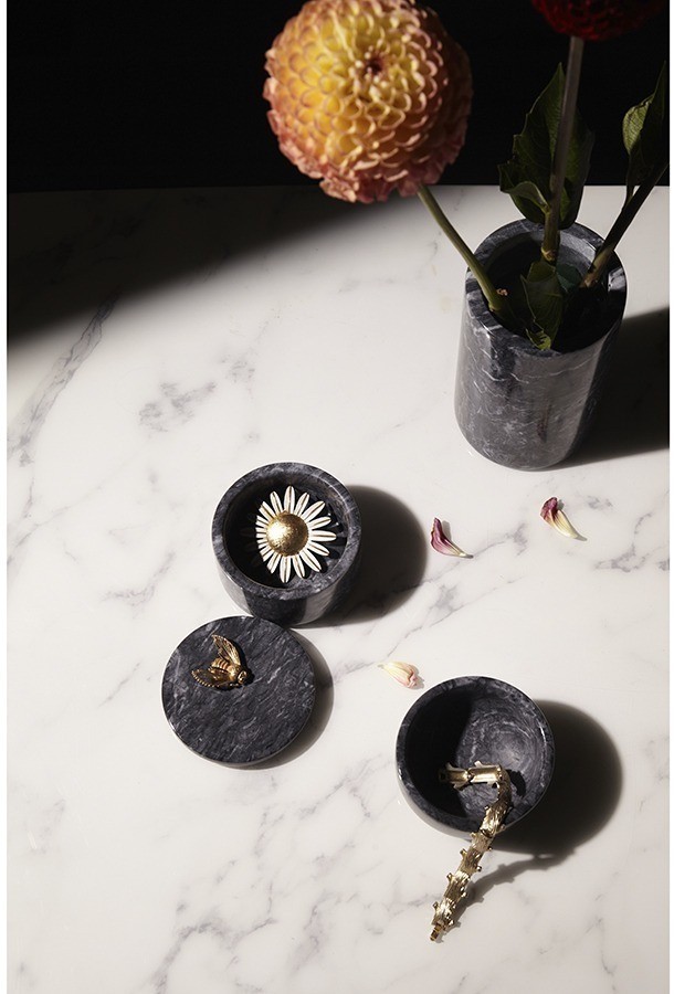 Шкатулка для украшений marm, D10,5 см, черный мрамор (75931)