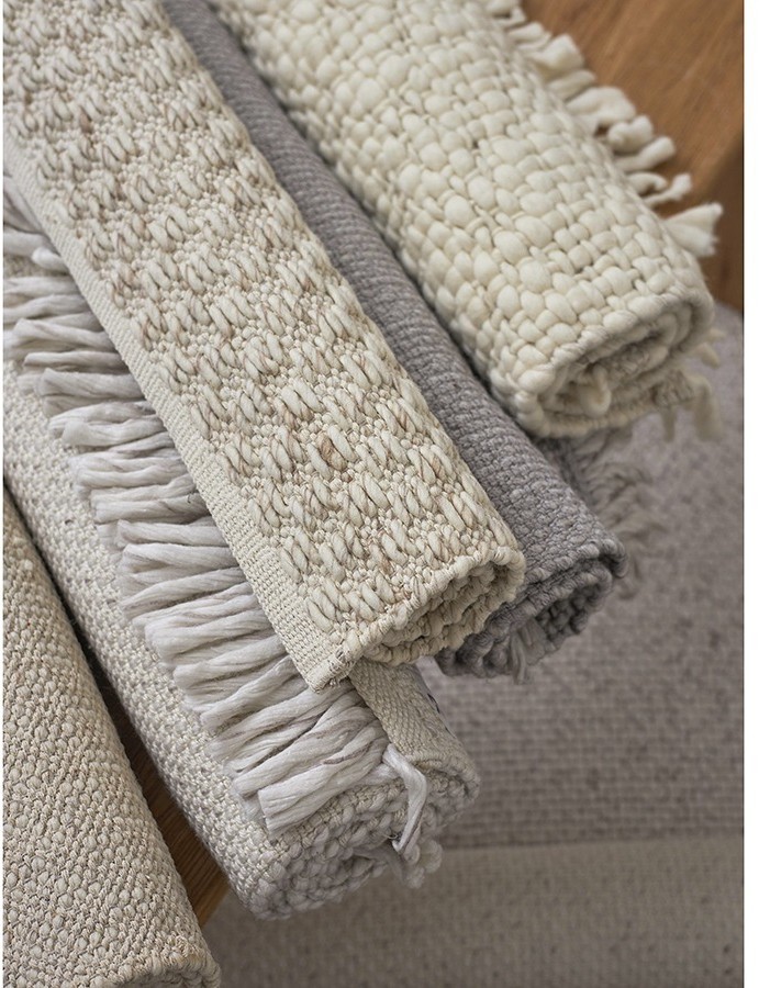 Ковер из переработанного пластика светло-серого цвета из коллекции ethnic, 120х180 см (77520)