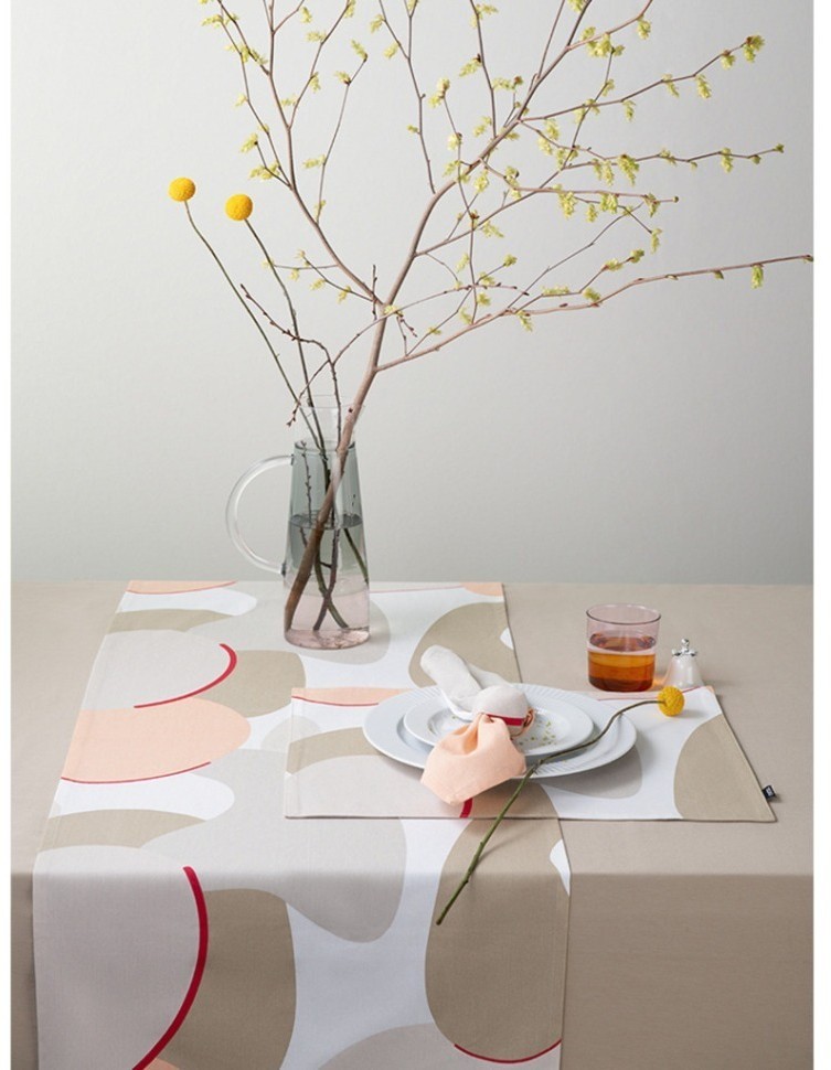 Дорожка на стол из хлопка бежевого цвета с авторским принтом из коллекции freak fruit, 45х150 см (69711)