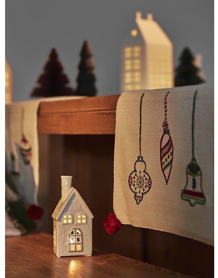 Дорожка с вышивкой christmas decorations из коллекции new year essential, 45х150 см (75349)