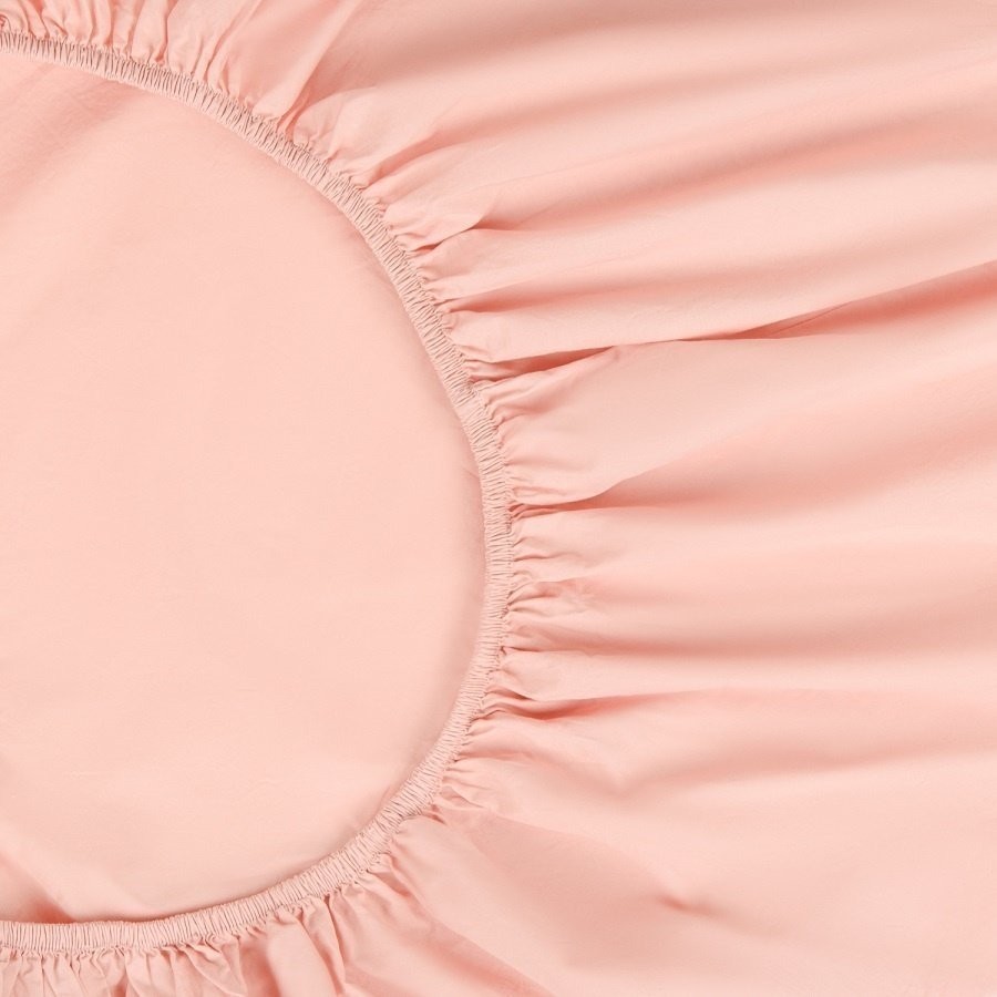 Простыня на резинке цвета пыльной розы из органического стираного хлопка из коллекции essential, 180х200 см (69404)