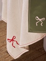 Дорожка на стол fancy bows оливкового цвета из коллекции essential, 45x150 см (79423)