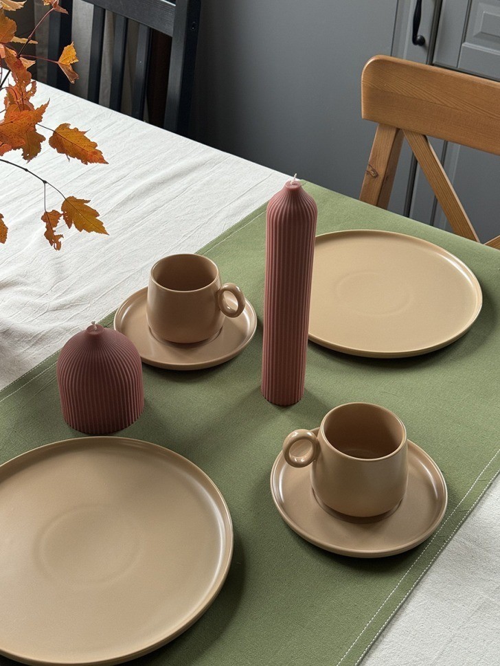 Дорожка на стол fancy bows оливкового цвета из коллекции essential, 45x150 см (79423)