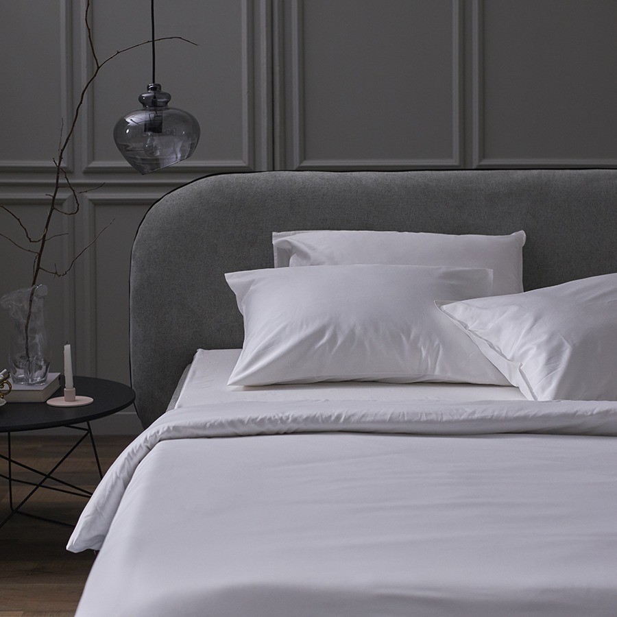 Комплект постельного белья из плотного сатина белого цвета из коллекции essential, 150х200 см (77115)