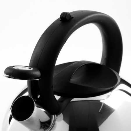 Чайник со свистком 3 л BEKKER (352-1)