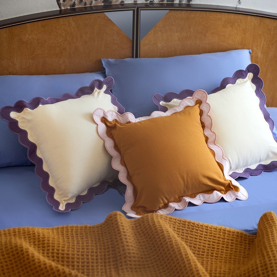 Чехол на подушку с контрастным кантом сиреневого цвета из коллекции trendy ruffles, 40х40 см (78897)