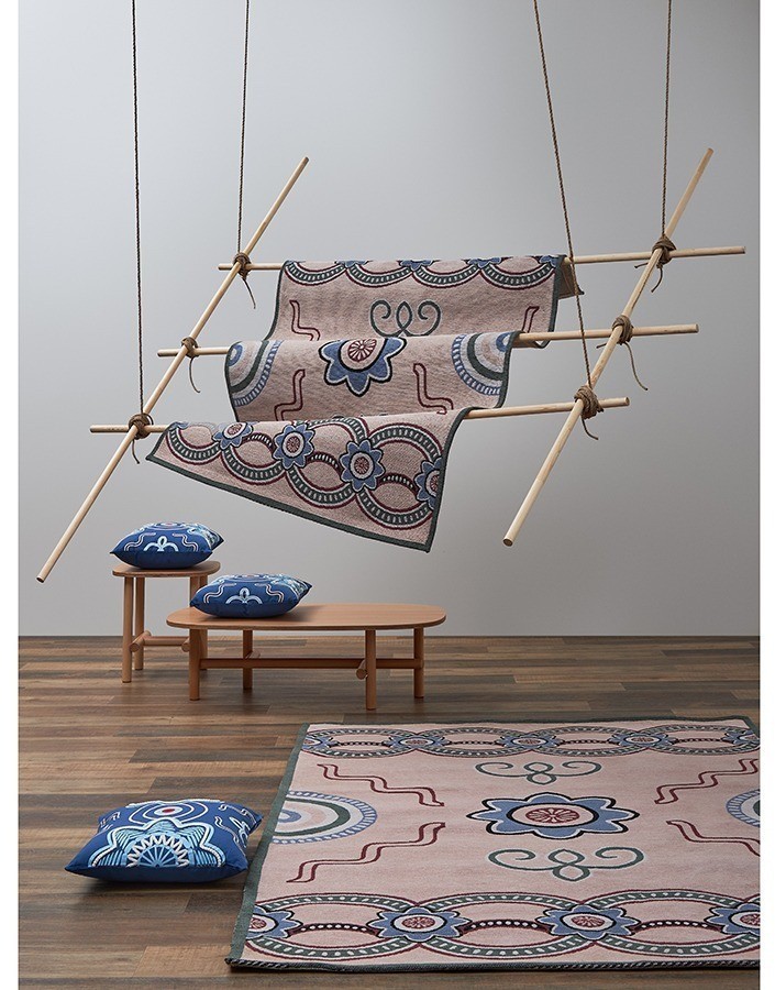 Подушка декоративная по мотивам эвенских орнаментов из коллекции cultural heritage, 45х45 см (77719)