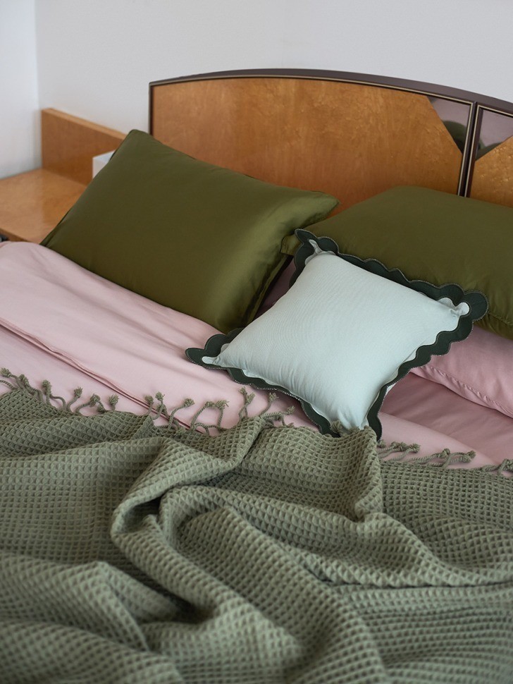 Чехол на подушку с контрастным кантом зеленого цвета из коллекции trendy ruffles, 40х40 см (78895)