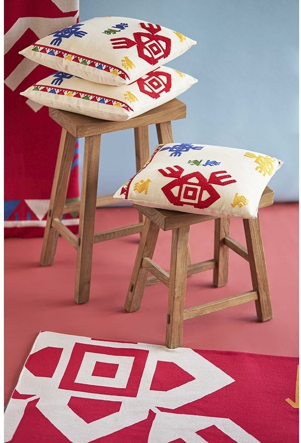 Подушка декоративная по мотивам чувашских орнаментов из коллекции cultural heritage, 45х45 см (77718)