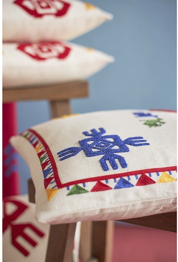 Подушка декоративная по мотивам чувашских орнаментов из коллекции cultural heritage, 45х45 см (77718)