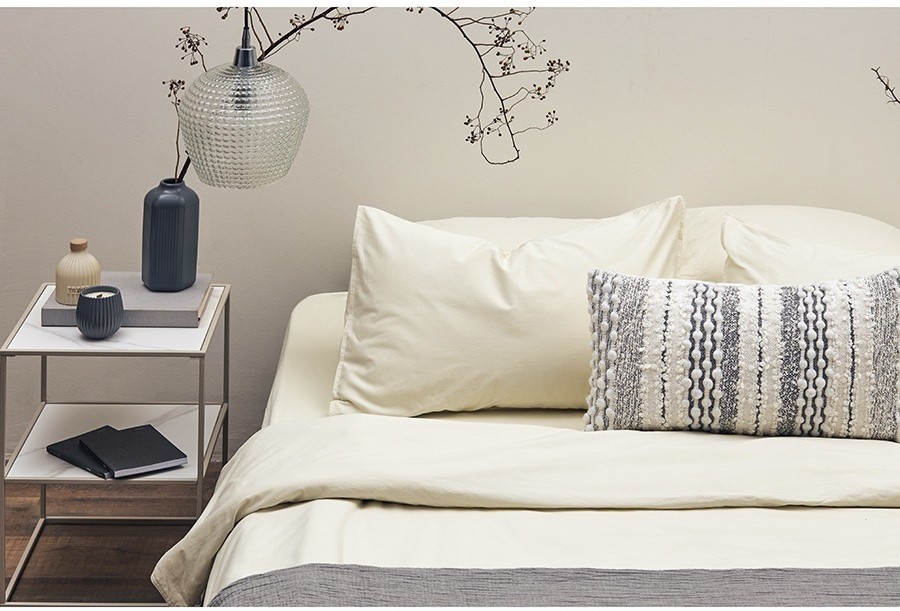 Комплект постельного белья из сатина серо-бежевого цвета с брашинг-эффектом из коллекции essential, 150х200 см (76083)