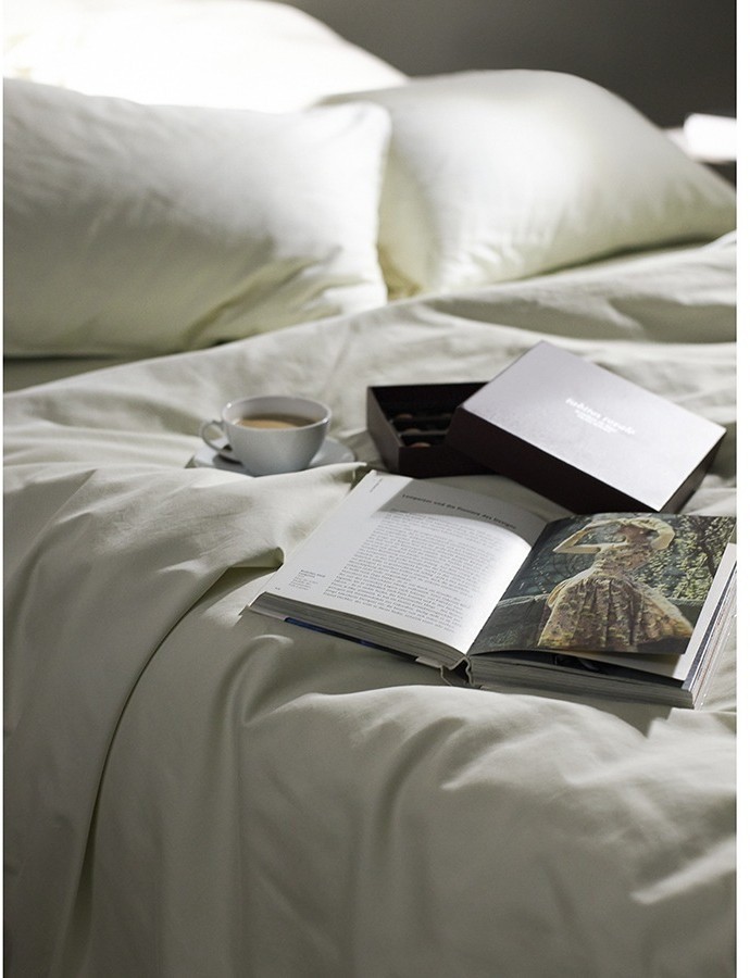 Комплект постельного белья из сатина серо-бежевого цвета с брашинг-эффектом из коллекции essential, 150х200 см (76083)